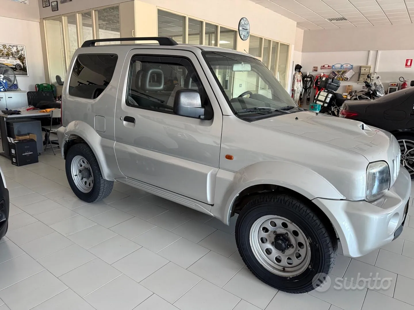 Suzuki Jimny 2005 photo 4