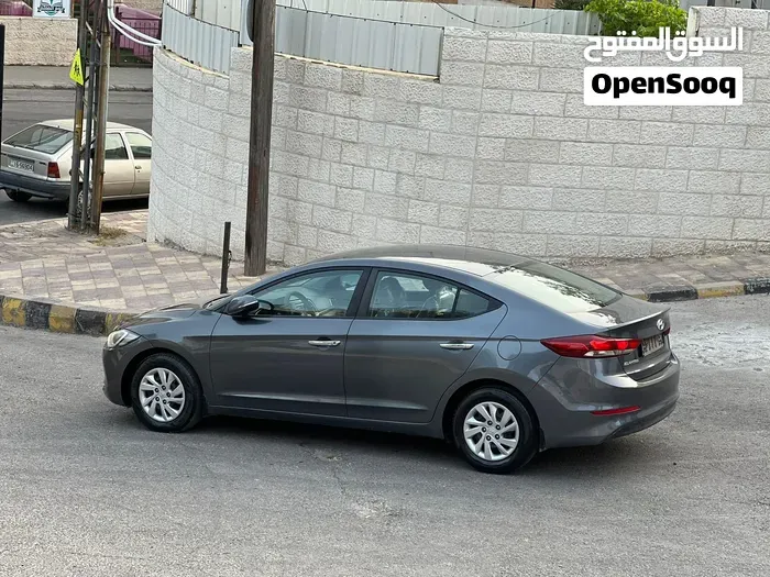 Hyundai Elantra 2017 photo 4