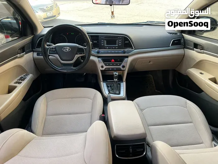 Hyundai Elantra 2017 photo 2