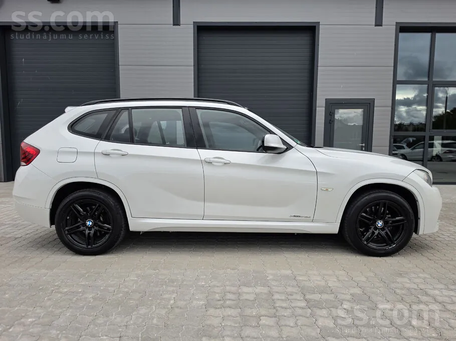 BMW X1 2011 photo 5