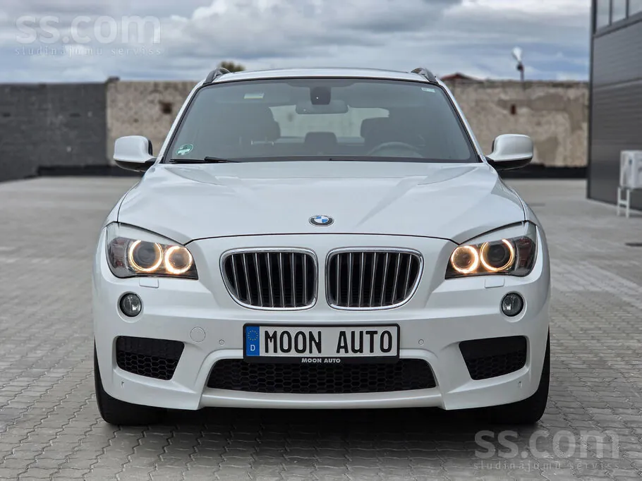 BMW X1 2011 photo 3