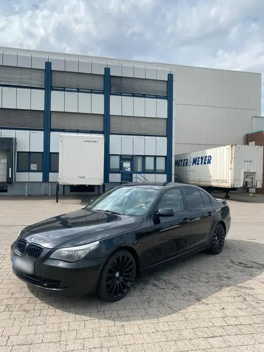 BMW E60