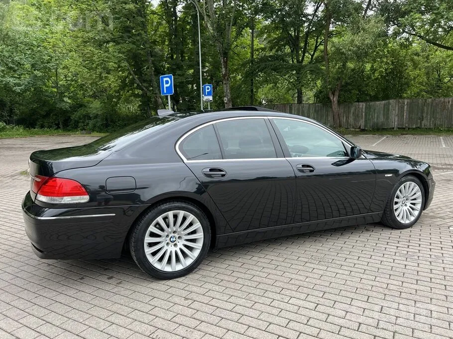 BMW E65 2005 photo 3