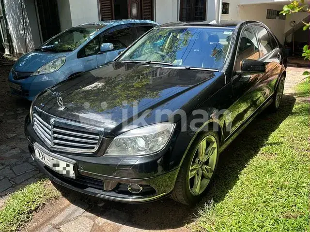 Mercedes-Benz C180 2010 photo 2