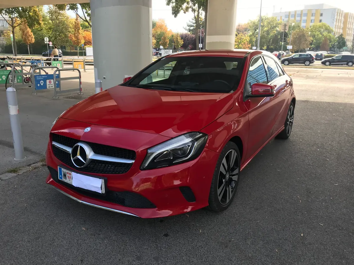 Mercedes-Benz A-Class 2017 photo 2