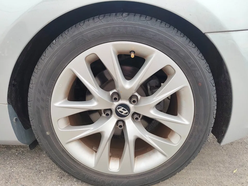 Genesis Coupe 2013 photo 5