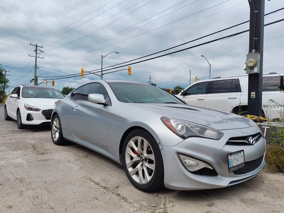 Genesis Coupe
