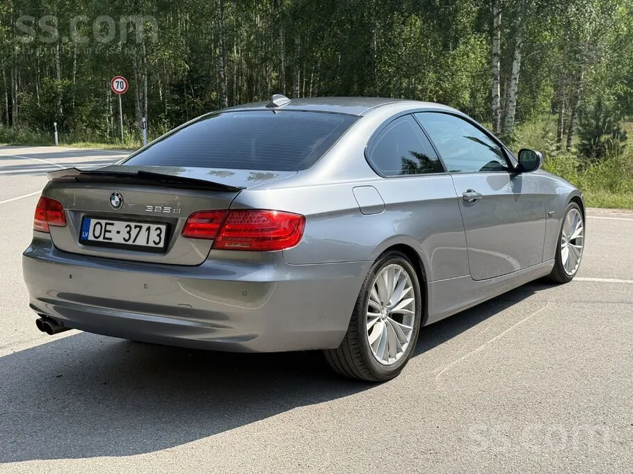 BMW E92 2010 photo 4