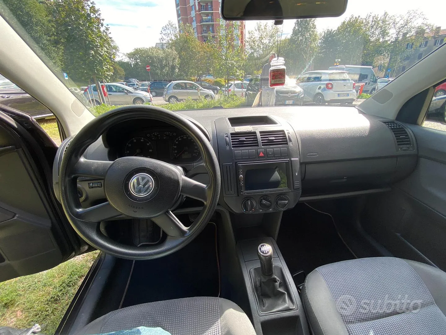Volkswagen Polo 2005 photo 3
