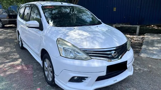 Nissan Grand Livina