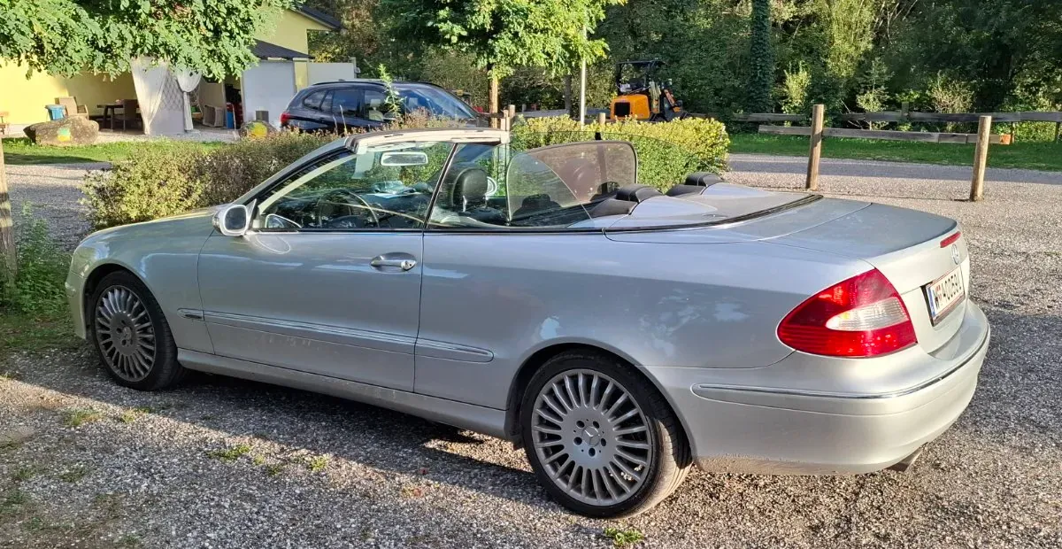 Mercedes-Benz Clk-Class 2006 photo 2