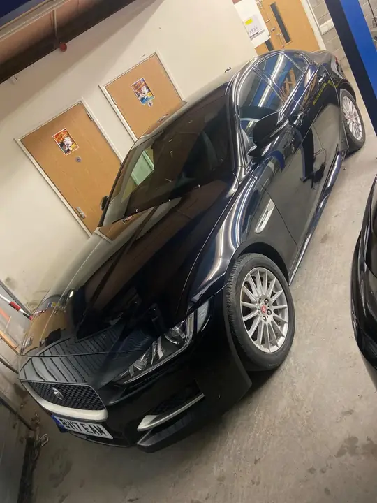 Jaguar Xe