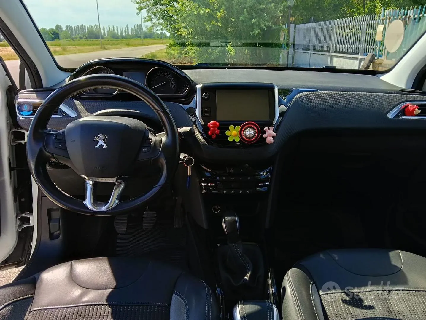 Peugeot 2008 2016 photo 4