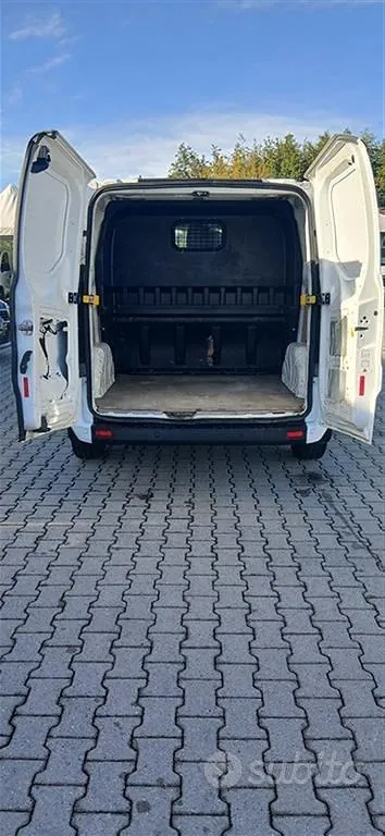 Ford Transit Custom 2022 photo 3