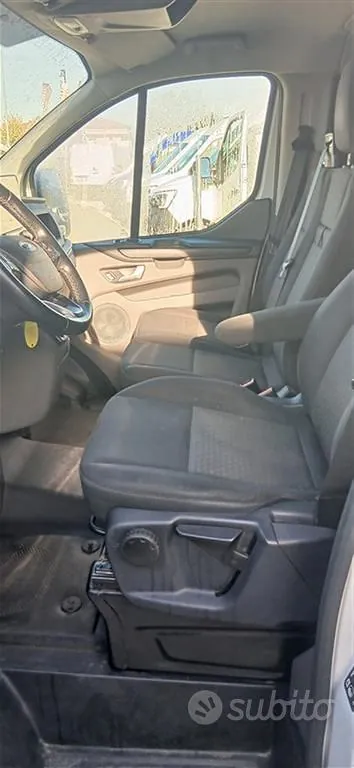 Ford Transit Custom 2022 photo 4