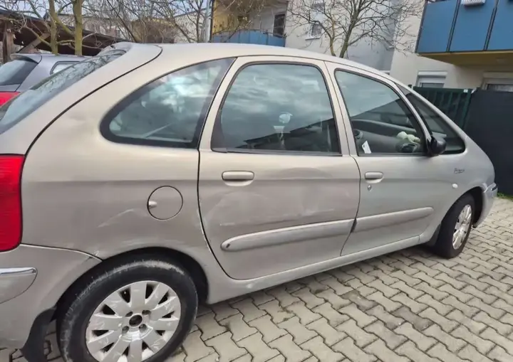 Citroen Xsara Picasso 2004 photo 3