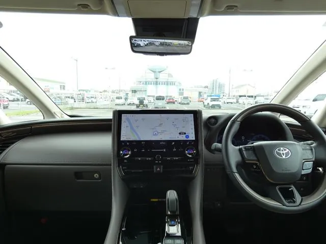 Toyota Alphard Phev 2025 photo 2