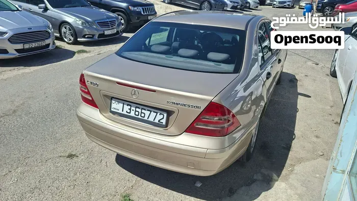 Mercedes-Benz C-Class 2004 photo 3