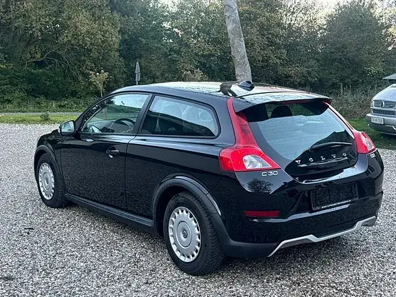Volvo C30 2013 photo 2