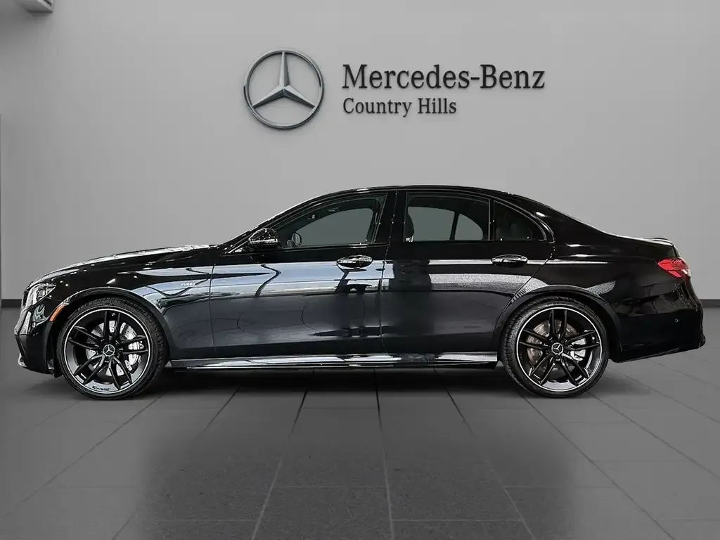 Mercedes-Benz E-Class 2022 photo 2