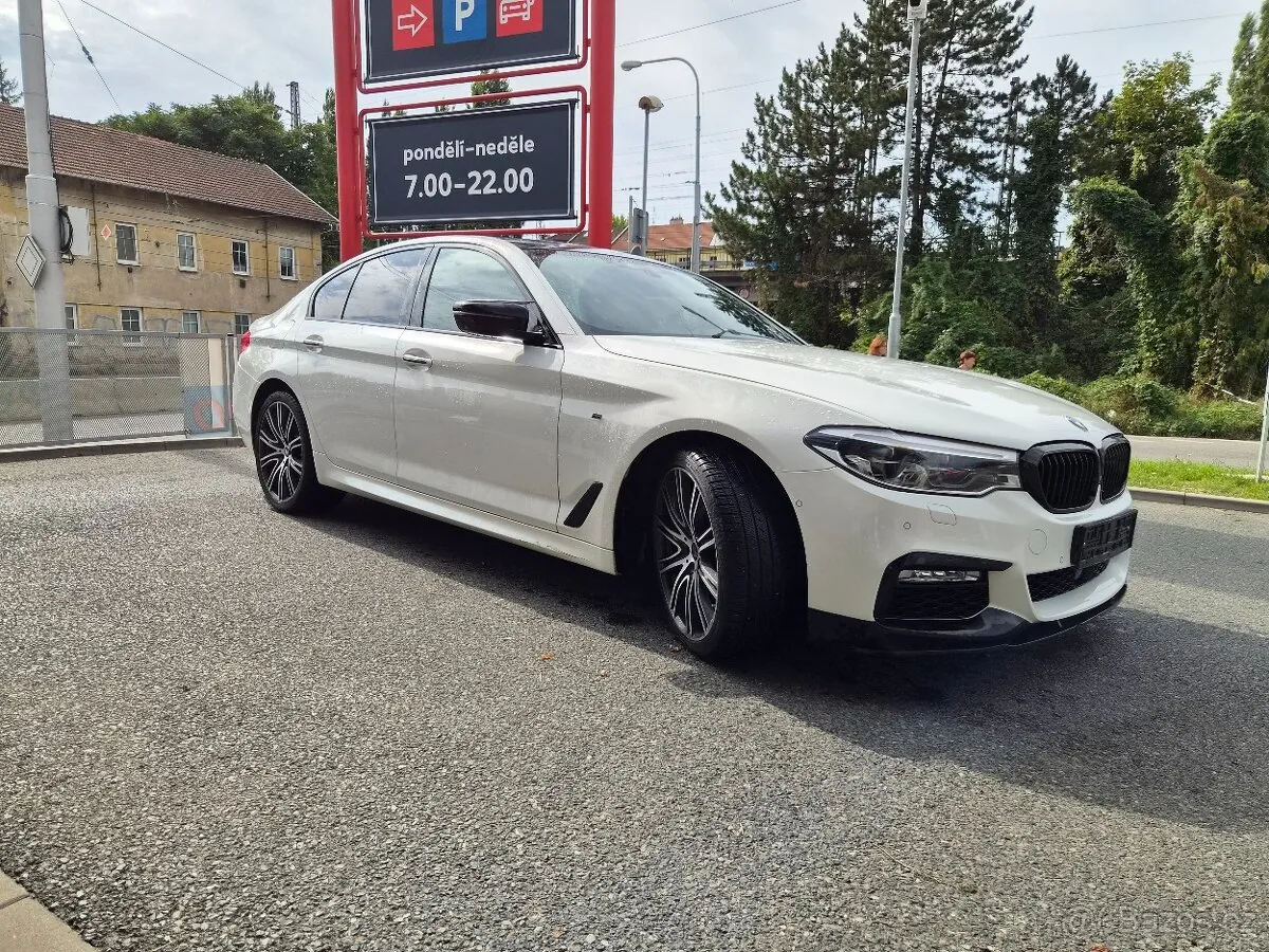 BMW 530
