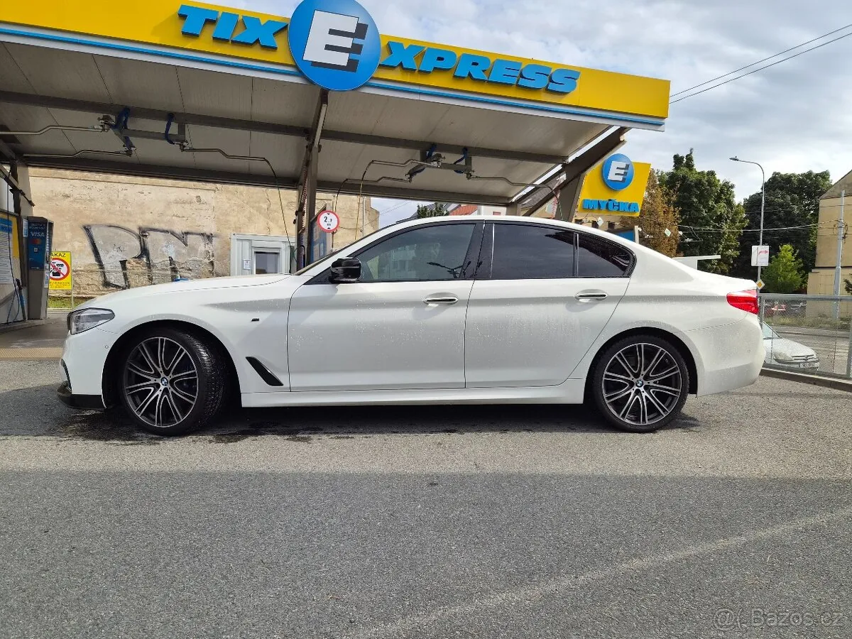 BMW 530 2018 photo 5