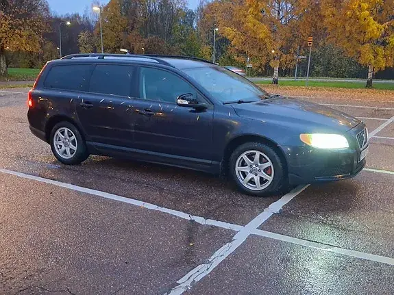 Volvo V70 2009 photo 4
