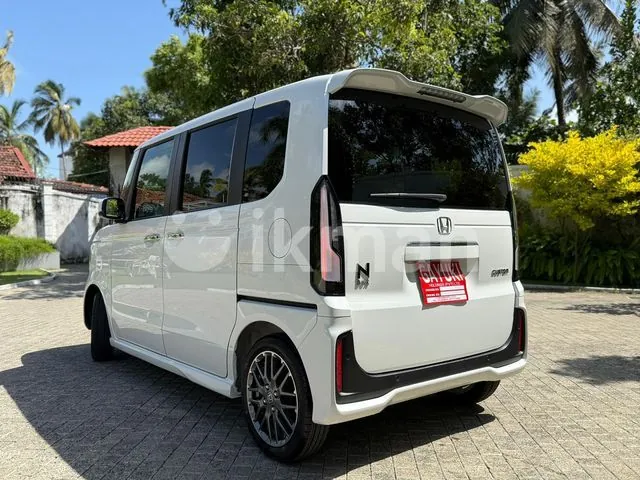 Honda N-Box 2025 photo 2