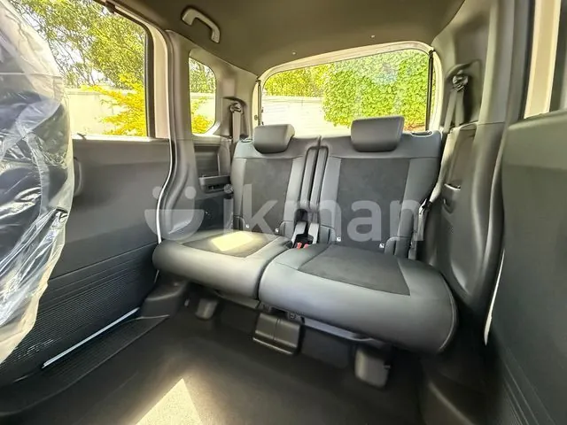 Honda N-Box 2025 photo 5