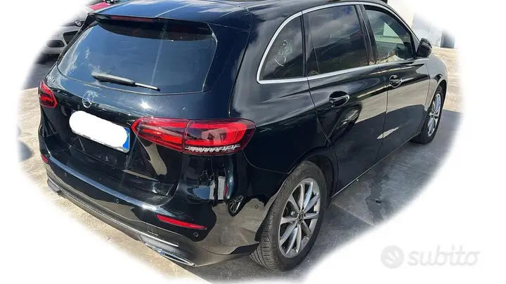 Mercedes-Benz B 180 2019 photo 3