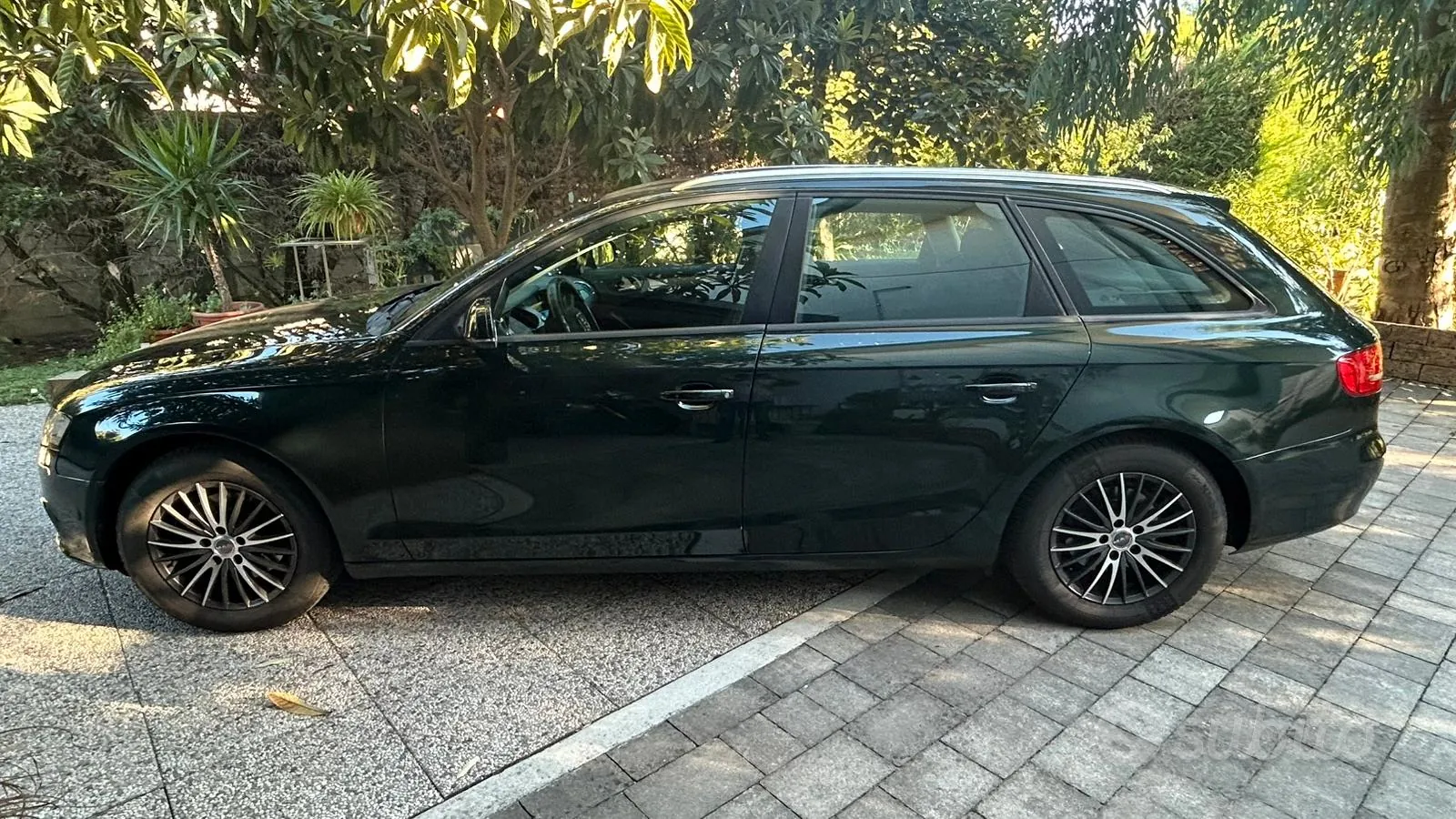 Audi A4 Avant 2009 photo 4