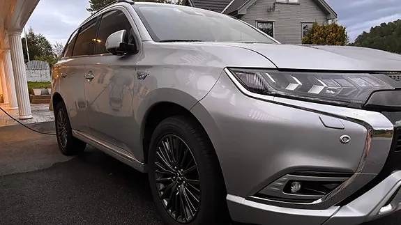 Mitsubishi Outlander 2020 photo 4