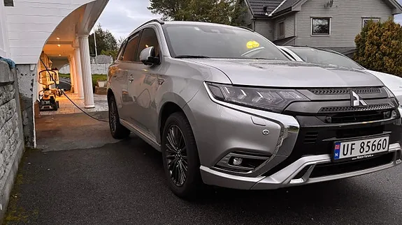 Mitsubishi Outlander 2020 photo 3