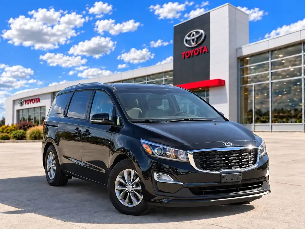 Kia Sedona 2020 photo 2