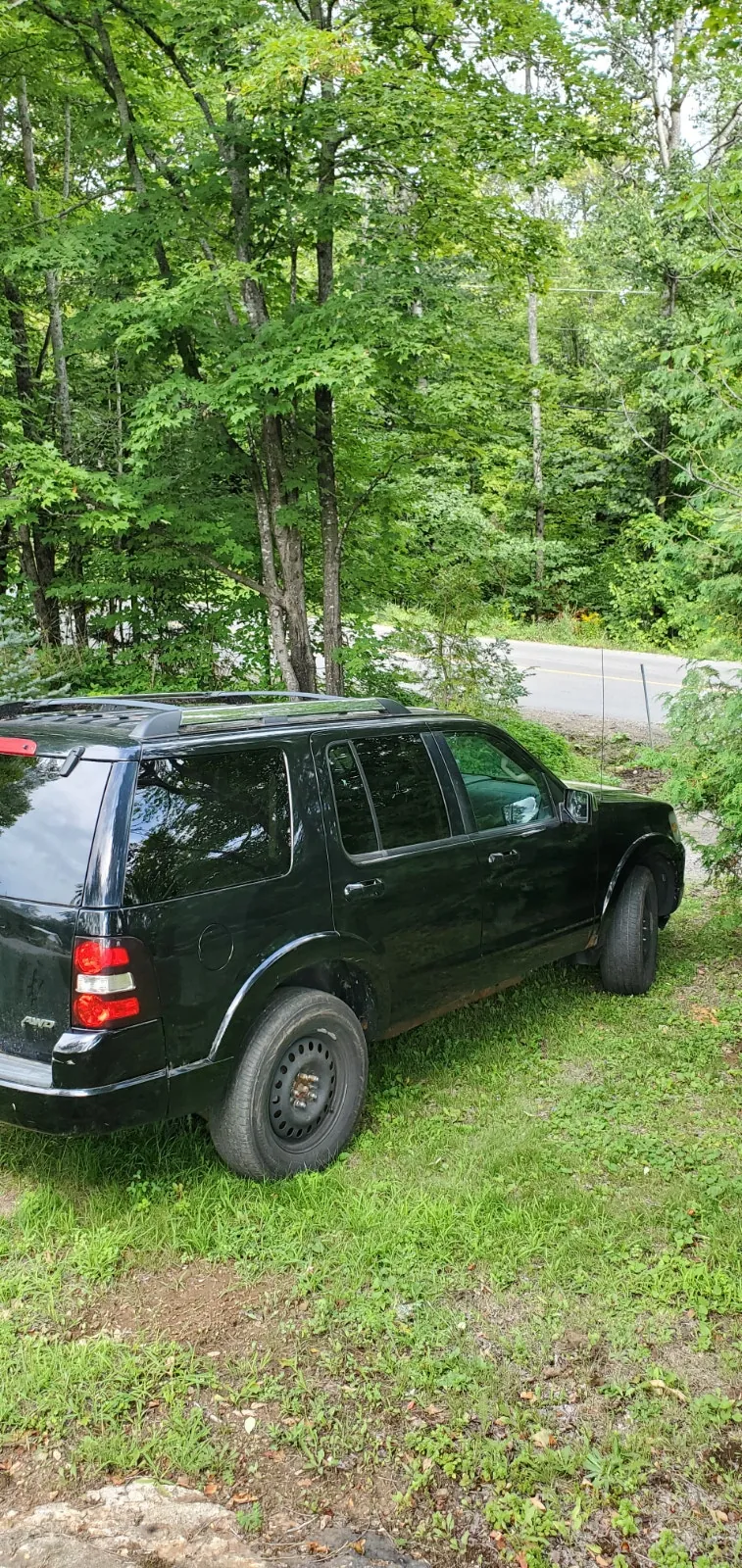 Ford Explorer 2010 photo 3