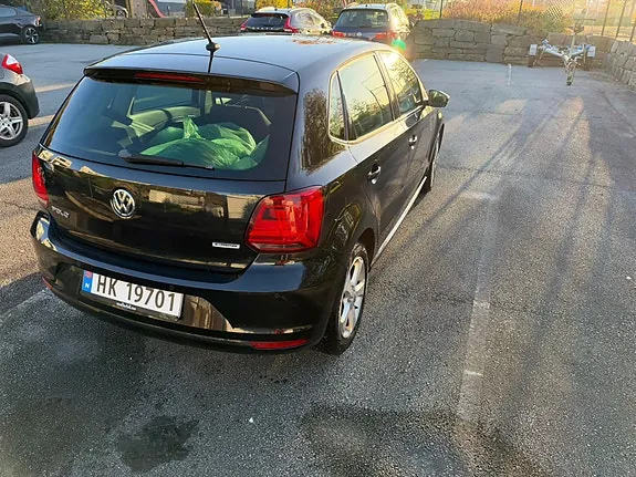 Volkswagen Polo 2015 photo 3