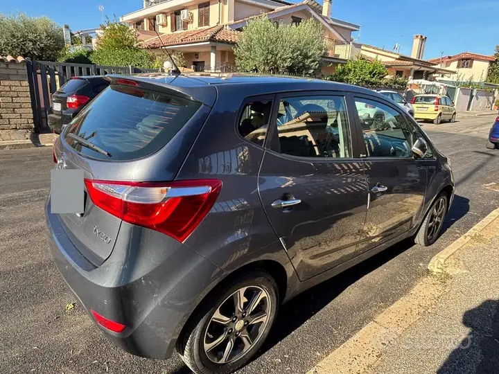 Hyundai Ix20 2015 photo 4