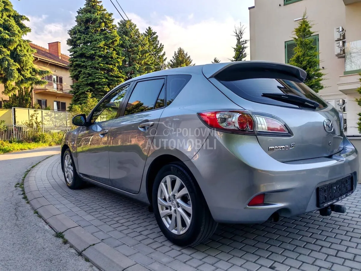 Mazda 3 2012 photo 4
