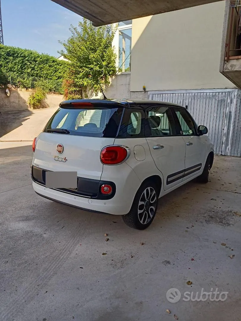 Fiat 500L 2013 photo 2