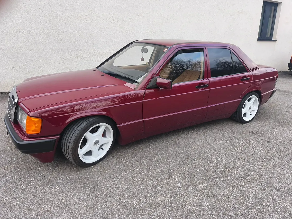 Mercedes-Benz 190