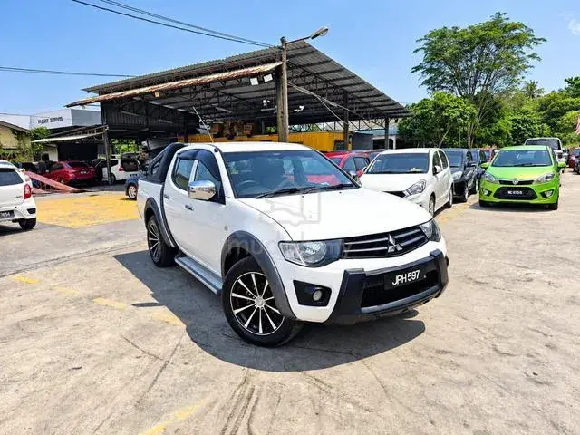 Mitsubishi Triton