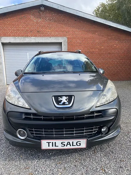Peugeot 207 2008 photo 5