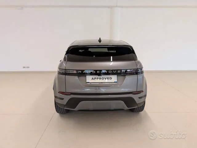 Land Rover Range Rover Evoque 2024 photo 4