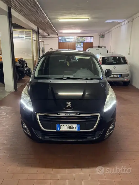 Peugeot 5008 2016 photo 3