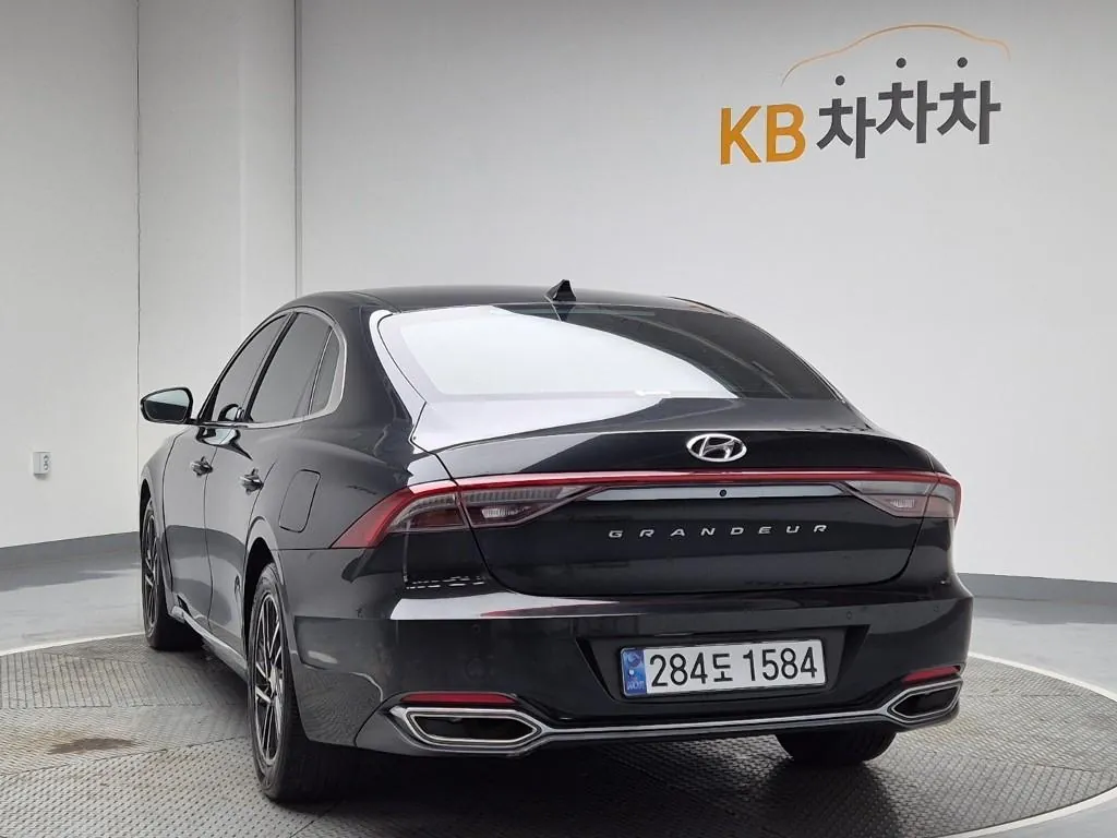 Hyundai Grandeur 2021 photo 2
