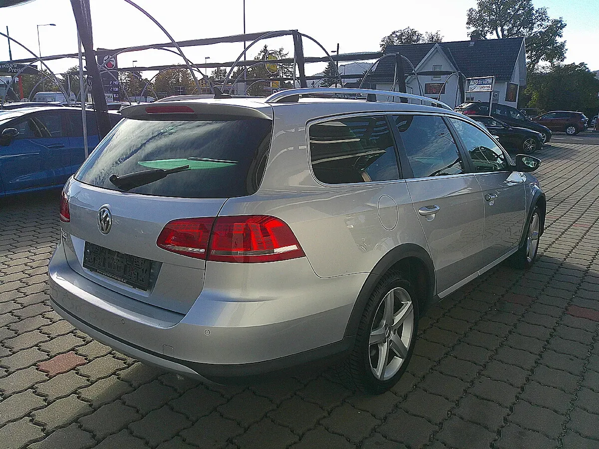 Volkswagen Passat 2014 photo 3