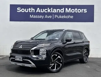 Mitsubishi Outlander 2024 photo 2
