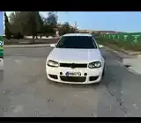 Volkswagen Golf 2001 photo 2