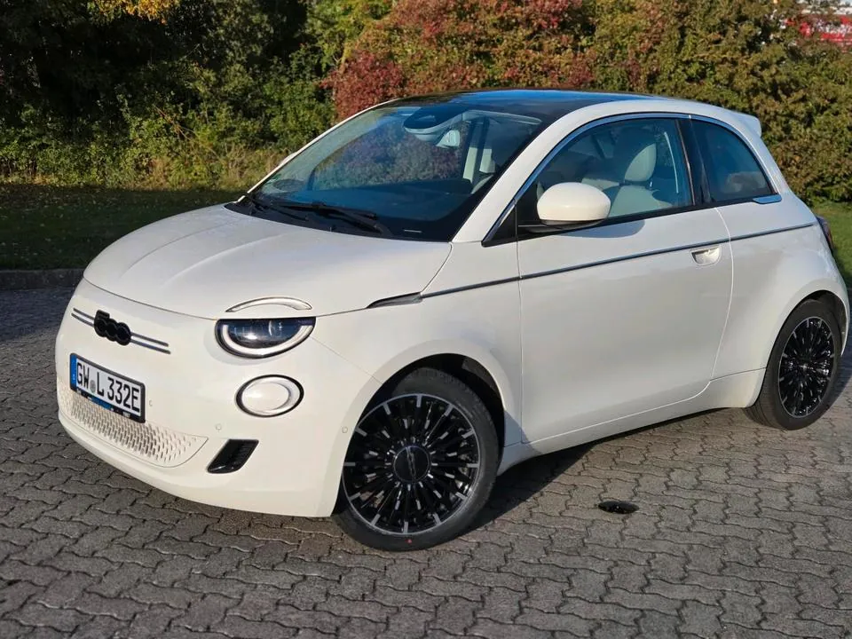 Fiat 500E