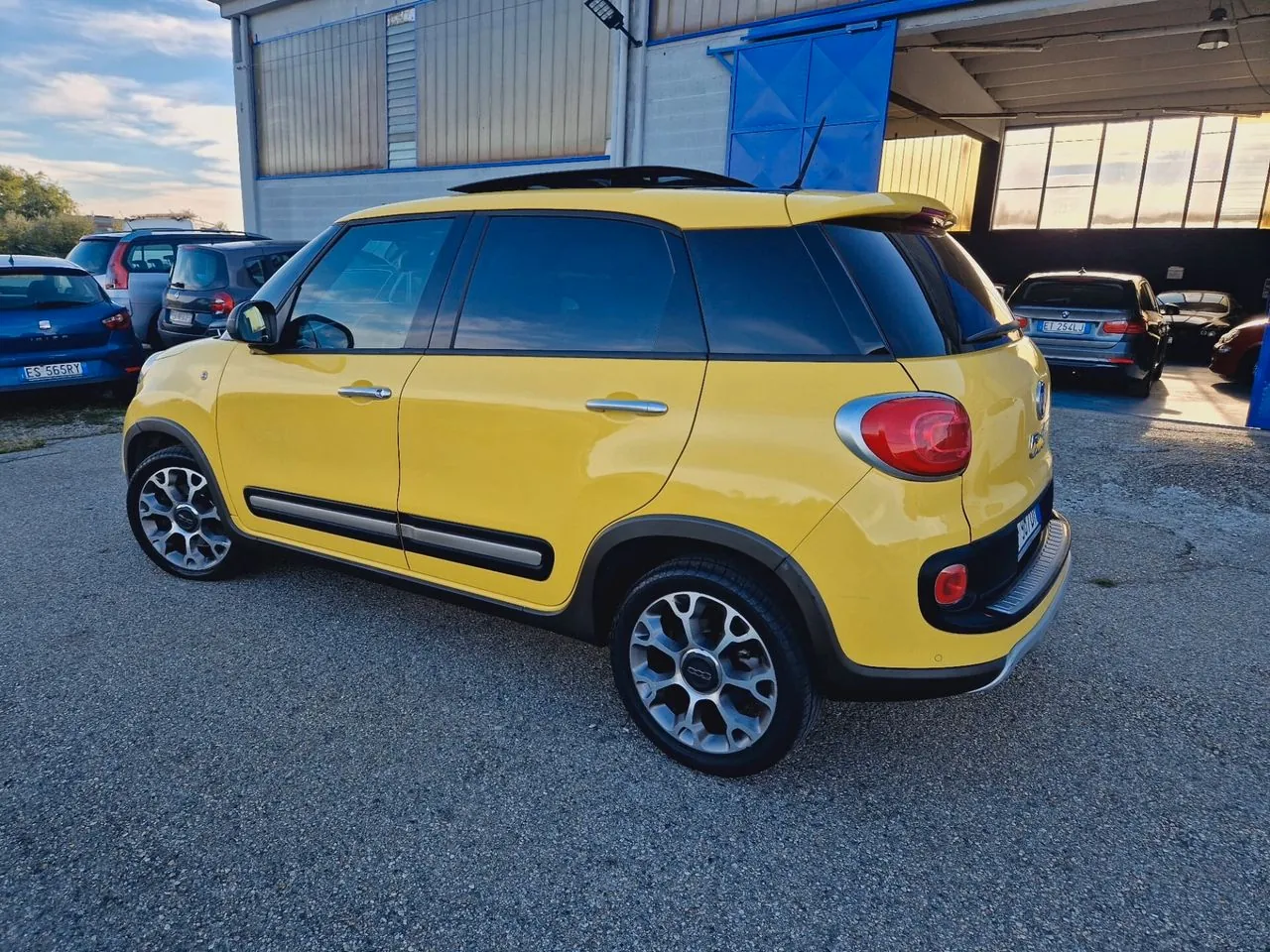 Fiat 500L 2015 photo 2